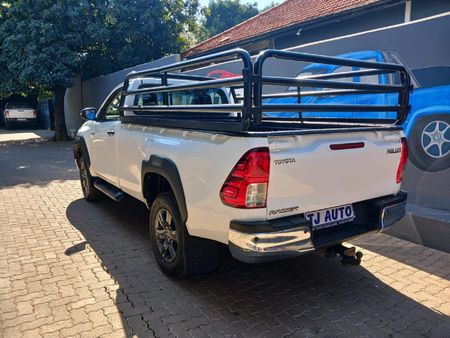 2021-Toyota-Hilux-24-GD-6-Raised-Body-Raider-Auto-Single-Cab_6