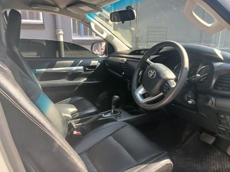 2021-Toyota-Hilux-24-GD-6-Raised-Body-Raider-Auto-Single-Cab_8