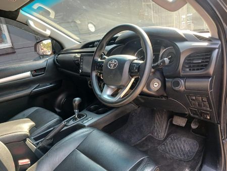 2022-Toyota-Hilux-24-GD-6-Raised-Body-Raider-Auto-Double-Cab_6