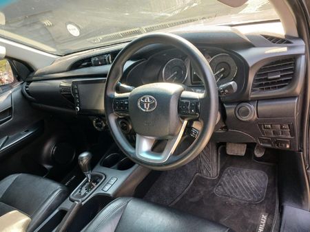 2022-Toyota-Hilux-24-GD-6-Raised-Body-Raider-Auto-Double-Cab_7