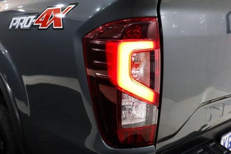 2021-Nissan-Navara-25-DDTi-PRO-4X-4X4-Auto-Double-Cab_19