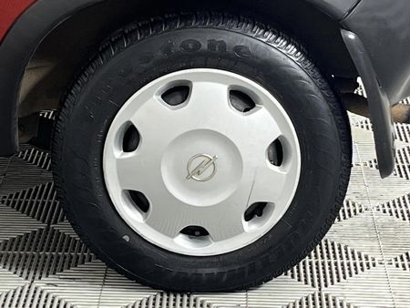 2004-Opel-Corsa-Lite-14i_5