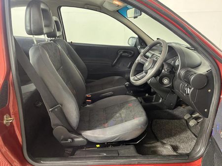 2004-Opel-Corsa-Lite-14i_7