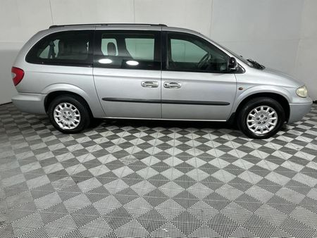 2003-Chrysler-Grand-Voyager-33-SE-Auto_12