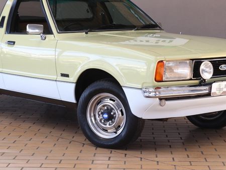 1978-Ford-Cortina_1