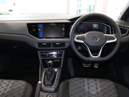 2024-Volkswagen-Polo-10-TSI-R-Line-Auto_9