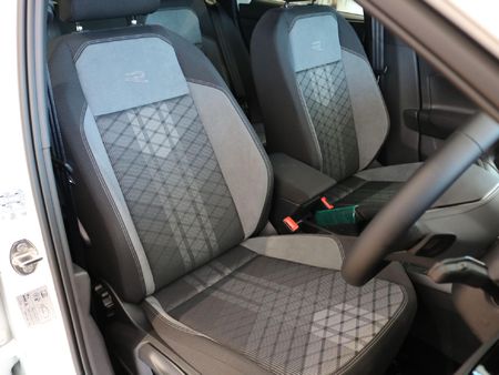 2024-Volkswagen-Polo-10-TSI-R-Line-Auto_13