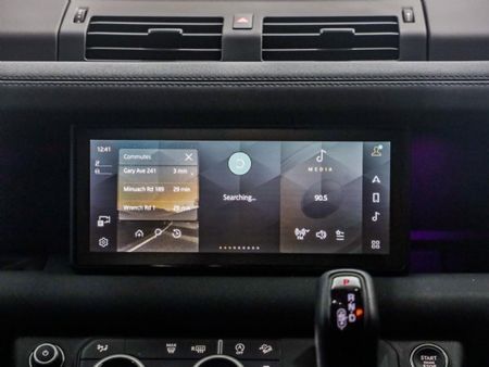 2023-Land-Rover-Defender-90-90-D300-SE-X-Dynamic-221kW_13