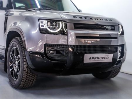 2023-Land-Rover-Defender-90-90-D300-SE-X-Dynamic-221kW_2