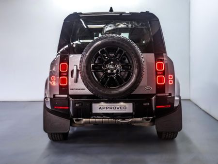 2023-Land-Rover-Defender-90-90-D300-SE-X-Dynamic-221kW_5