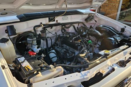 1999-Toyota-Venture-1800-64_16