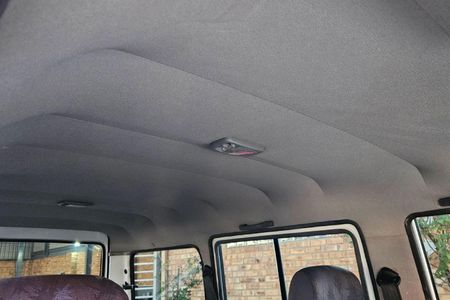 1999-Toyota-Venture-1800-64_27