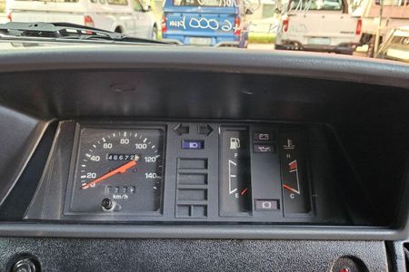 1999-Toyota-Venture-1800-64_30