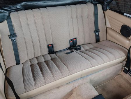 1992-BMW-3-Series-318i-Cabriolet-Executive_16