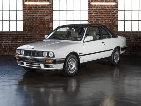 1992-BMW-3-Series-318i-Cabriolet-Executive_1