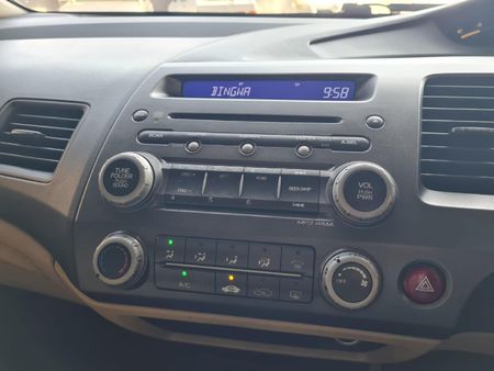 2006-Honda-Civic-18-VXi-Sedan-Auto_8