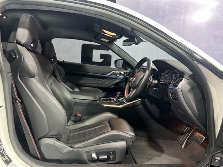 2022-BMW-M4-Coupe-M-DCT-Competition-AWD_5