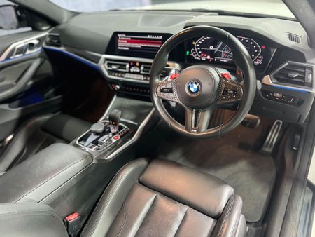 2022-BMW-M4-Coupe-M-DCT-Competition-AWD_6