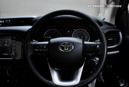 2019-Toyota-Hilux-24-GD-6-Raised-Body-SRX-Single-Cab_9