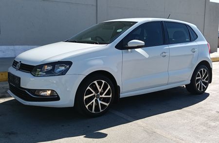 2015-Volkswagen-Polo-12-TSI-Highline-Auto-81kW_9