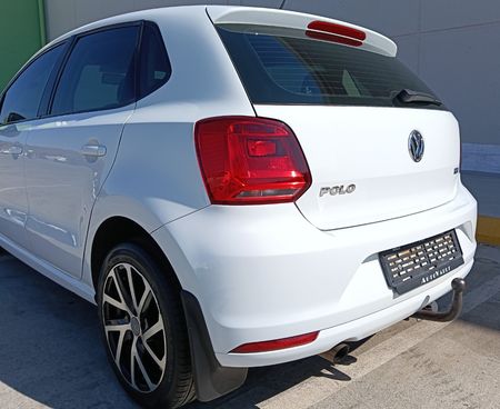 2015-Volkswagen-Polo-12-TSI-Highline-Auto-81kW_7