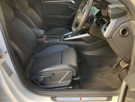 2023-Audi-S3-Sportback-20-TFSI-Quattro-S-Tronic_11