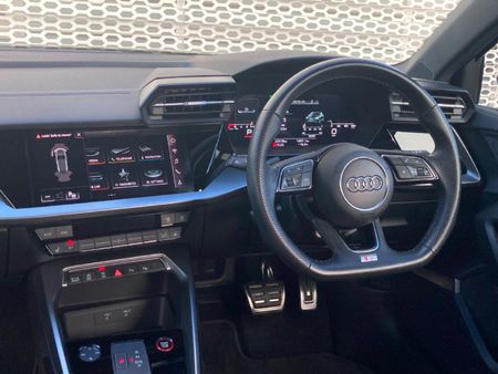 2023-Audi-S3-Sportback-20-TFSI-Quattro-S-Tronic_15