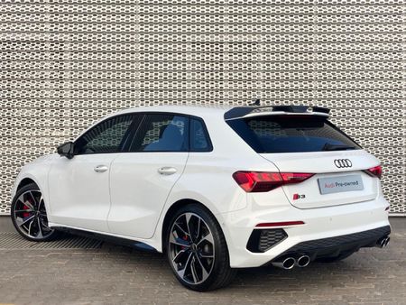 2023-Audi-S3-Sportback-20-TFSI-Quattro-S-Tronic_4