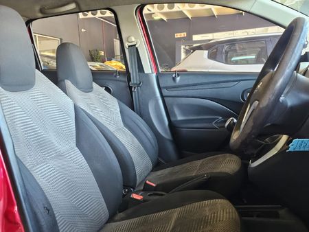 2019-Datsun-Go-12-Lux-7-seat_10