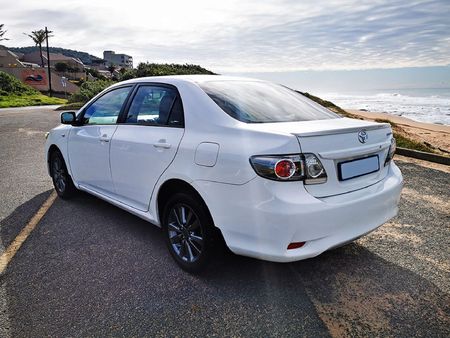 2017-Toyota-Corolla-Quest-16-Plus_4