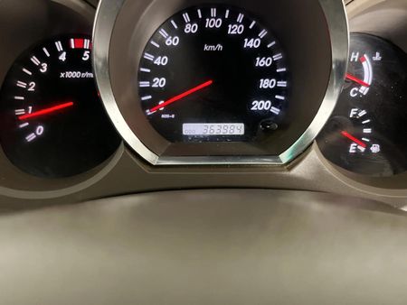 2007-Toyota-Fortuner-30-D-4D-4x4_2