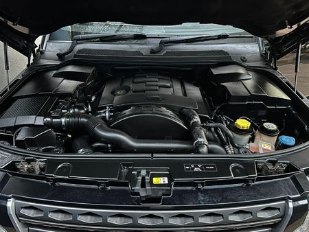 2014-Land-Rover-Discovery-4-30-TD-SD-V6-XXV-Limited-Edition_13