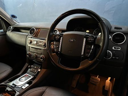 2014-Land-Rover-Discovery-4-30-TD-SD-V6-XXV-Limited-Edition_6