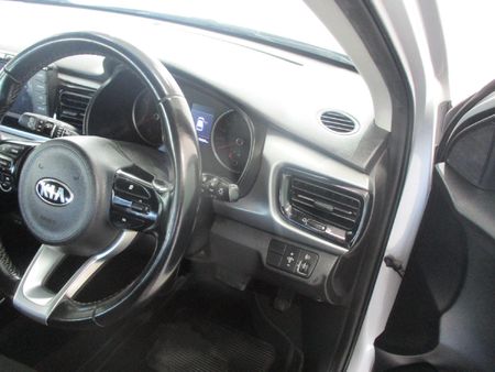 2020-Kia-Rio-14-EX-5-dr-Auto_11