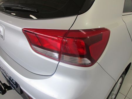 2020-Kia-Rio-14-EX-5-dr-Auto_19