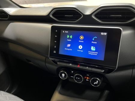 2024-Nissan-Magnite-10-Acenta-Plus-Auto_7