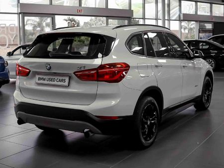 2017-BMW-X1-sDrive20d-Auto_1