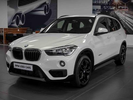 2017-BMW-X1-sDrive20d-Auto_7