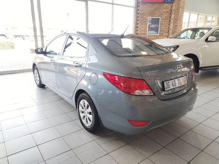 2019-Hyundai-Accent-16-GL-Motion_5