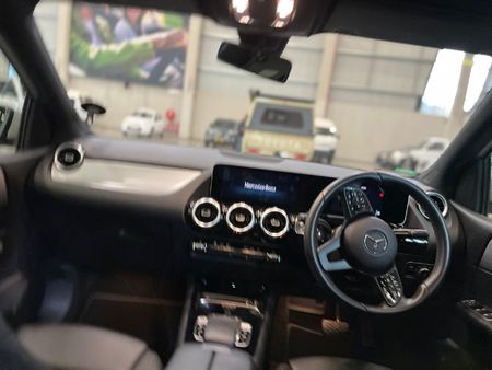 2020-Mercedes-Benz-B-Class-B-200-Auto_9