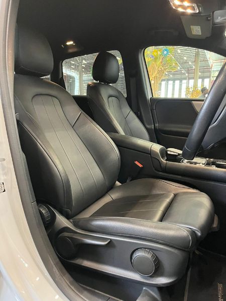 2020-Mercedes-Benz-B-Class-B-200-Auto_12