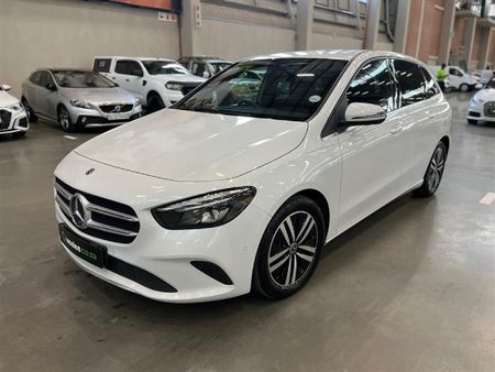 2020-Mercedes-Benz-B-Class-B-200-Auto_6