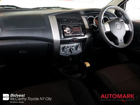 2012-Nissan-Livina-16-Acenta-X-Gear_14