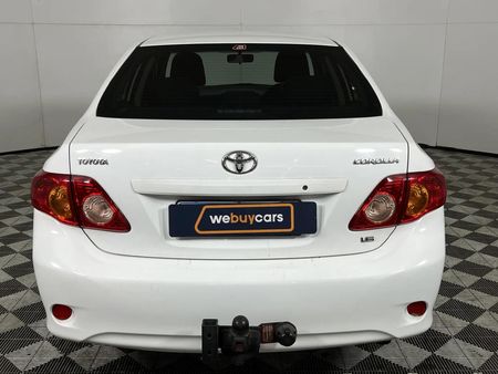 2010-Toyota-Corolla-16-Professional_14
