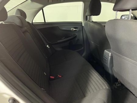 2010-Toyota-Corolla-16-Professional_3