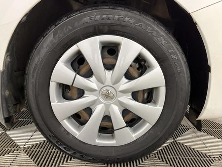 2010-Toyota-Corolla-16-Professional_4