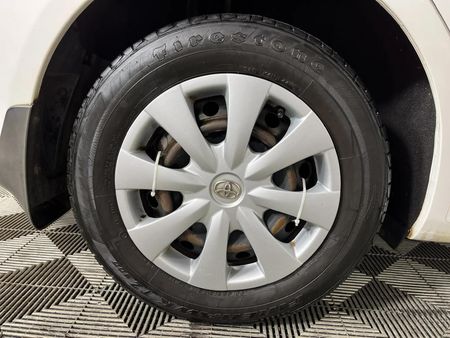 2010-Toyota-Corolla-16-Professional_6
