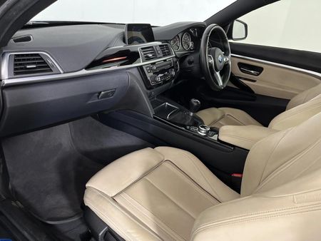 2019-BMW-4-Series-420i-Coupe-M-Sport_7