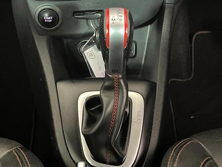 2018-Renault-Clio-IV-16-RS-220-Auto-Trophy_9