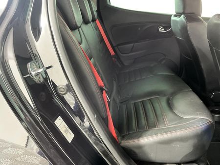2018-Renault-Clio-IV-16-RS-220-Auto-Trophy_2